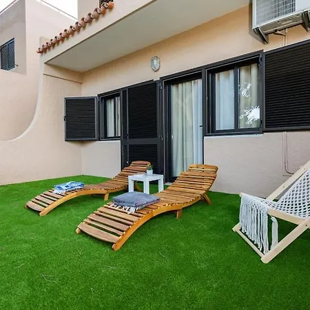 Alegria - Moradia Geminada 6 Com Piscina E Perto Dos Golfes Em Vilamoura Holiday home